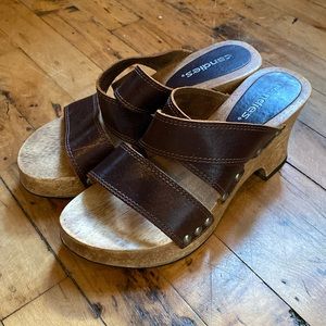 Vintage Candie’s wood and leather clogs size 8